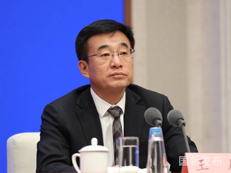 【亚欧地区肺炎疫情严重吗,综合消息亚欧多国新冠疫情持续恶化】