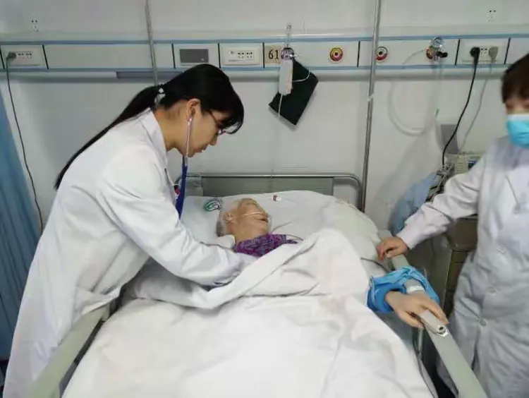 北京火车12例确诊病历(北京火车防疫情况)-第2张图片